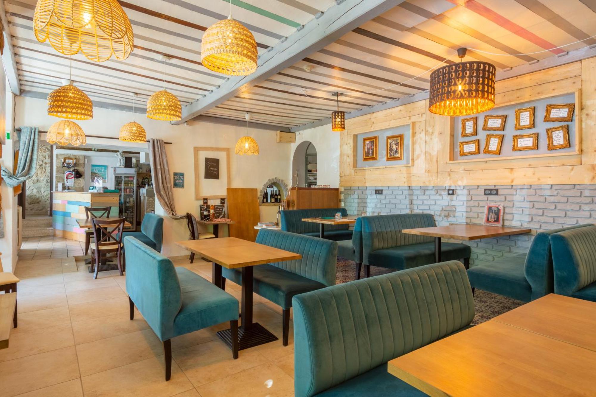 Logis Hotel Beausejour Berre-des-Alpes Buitenkant foto